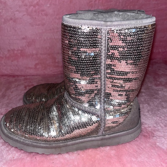 UGG Sequin Sparkle Boots 6 - Picture 4 of 9
